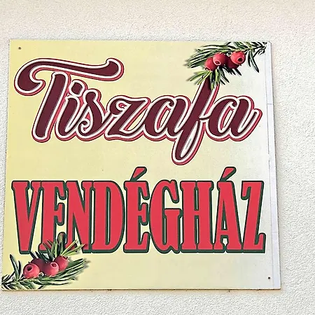 Bed & Breakfast Tiszafa Vendeghaz 3*
